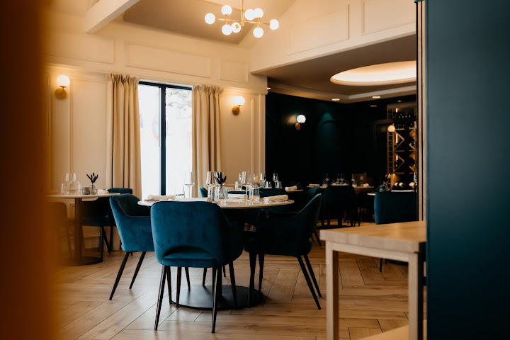 Symbiose - Restaurant Gastronomique et Bar à Dégustation à Cabourg by null