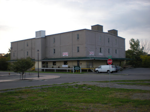 Hilton ministorage