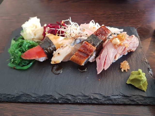 Geisha Sushi & Wok