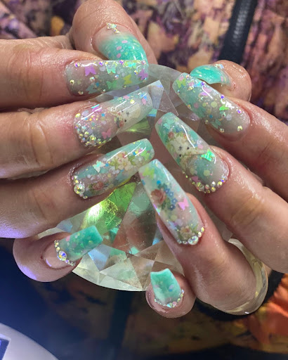 D'chloe Nails - Visual