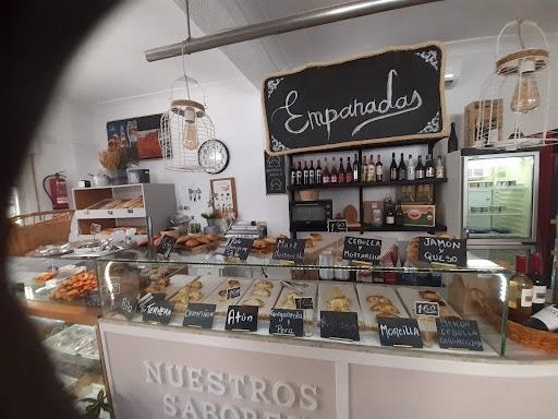 NUESTROS SABORES Panadería•especias•empanadas.