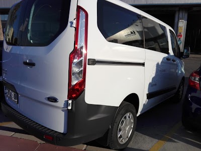 Photos of Ford dealer Autovisa