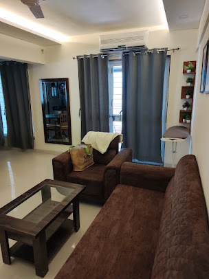 Af1qipp2pbt9b466i2ziwzyxg1fviocjadr2kfajzqtn=s406 K No