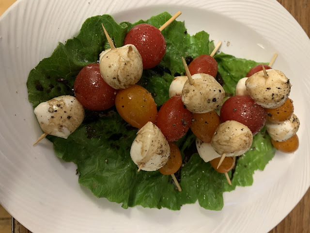 Golden Ox Diner by null