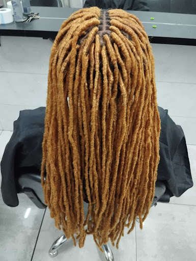 Afro Beauty Salon - Mag Jones