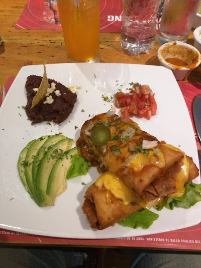 Photos of La Do&ntilde;a
