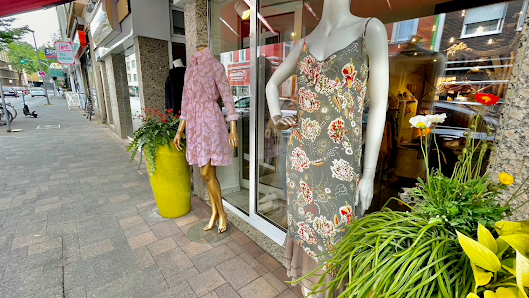 Second Hand Designer- und Markenmoden Lotter Str. 103, 49078 Osnabrück