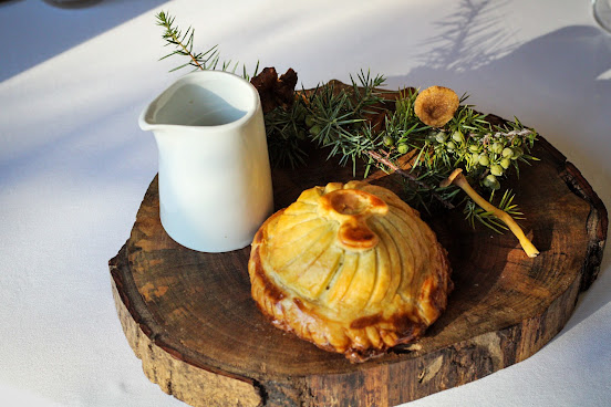 O’ Plaisir des Sens by null