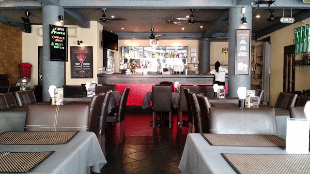 Two chefs Bar & grill-Kata center