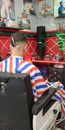 Photo n°2 de Coiffeur à domicile Moussa💈 à Châteaurenard (Salon de coiffure)