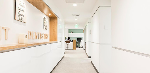 Insight Dentistry - Shyam krishnan DDS Logo