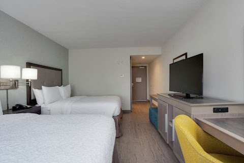 Hampton Inn & Suites Miami Wynwood Design District by null