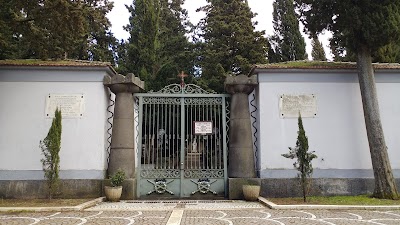 Cimitero Montecalvo Irpino