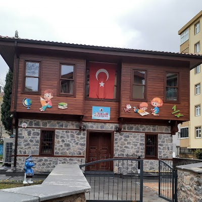 Eğlenceli Çocuk Kütüphanesi