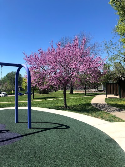 Holcom Park Recreation Center