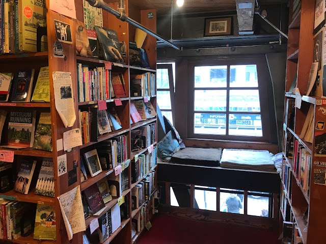 Left Bank Books