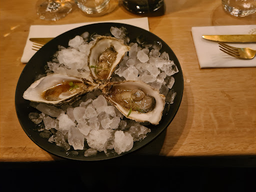 Henderick Bistro Bar Gallery - Netherlands