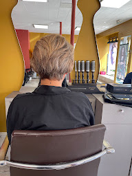 Photo n°26 de Oryan Hair à La Loupe (Salon de coiffure)