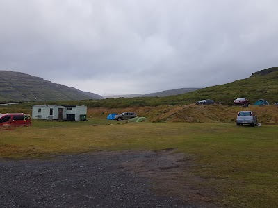 Photos of Tjaldsv&aelig;&eth;i&eth; Fl&oacute;kalundi