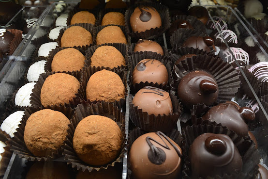 Litchfield Candy Company by null