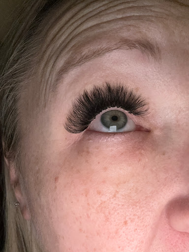 Amy Lashes - Visual