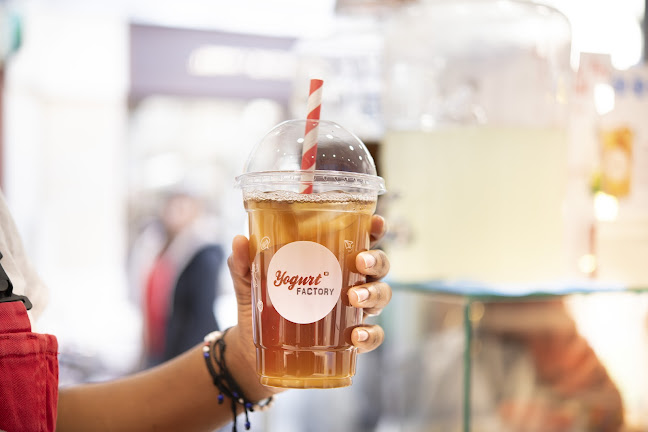http://www.yogurtfactory.fr/?utm_source=google&utm_medium=organic&utm_campaign=mybusiness-website