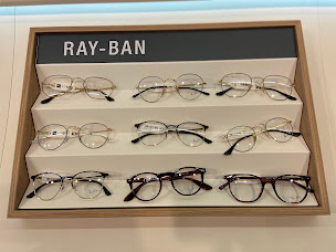 Photo n°3 de Opticien Évreux - Cc Cora - Krys à Évreux (Magasin de lunettes de soleil)