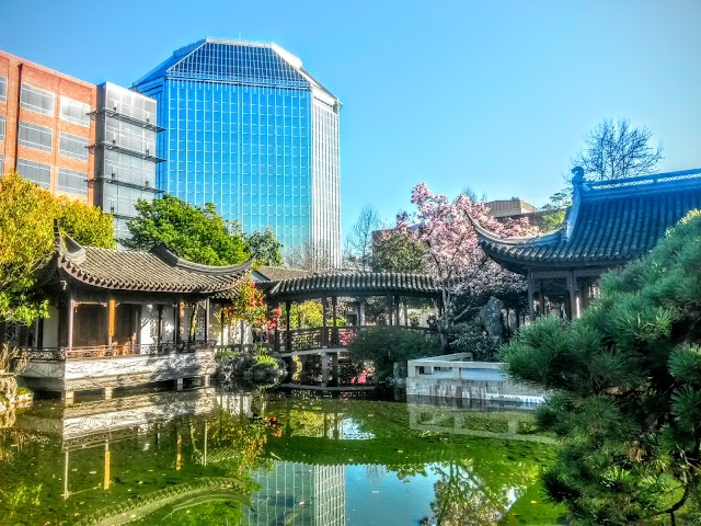 Lan Su Chinese Garden