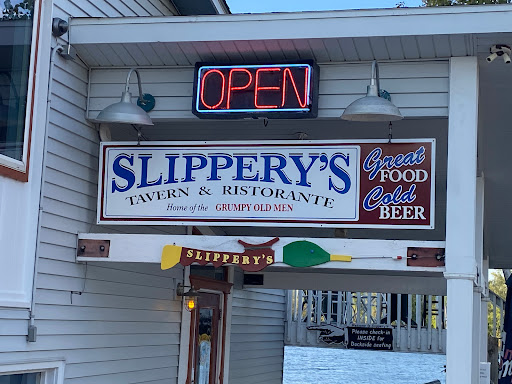 Slippery's Bar & Grill - Thumbnail