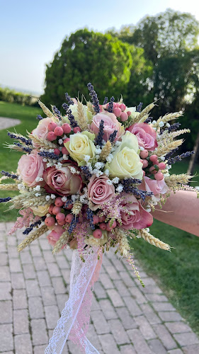 Opinii despre KENTIA în Πετρούπολη - Ανθοπωλείο