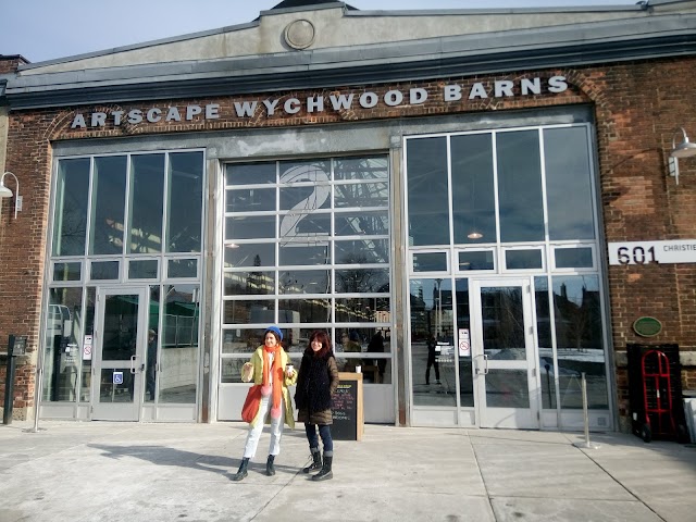 Wychwood Barns Park