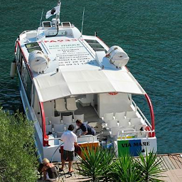 Photo n°20 de Via Mare | Promenades en mer à Porto, Scandola, Piana et Capo Rosso à Ota (Agence d'excursions en bateau)