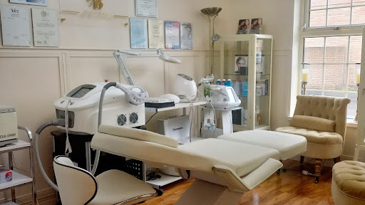 Shabana Bashir - The Skin Consultant