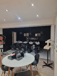 Photo n°9 de Carine Coiffure Esthétique à Grandvilliers (Institut de beauté)