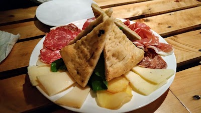 Photos of Woods Pizza & Beer Garden