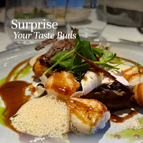 Restaurant La Saulire by null