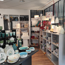 Photo n°3 de ARGILITé - boutique de créateurs - artisanat local à Étel (Atelier d'art)