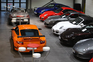 Photo n°60 de LJMotorsport à Luzinay (Garage automobile)