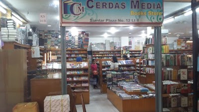 Photos of Cerdas Media Books Store