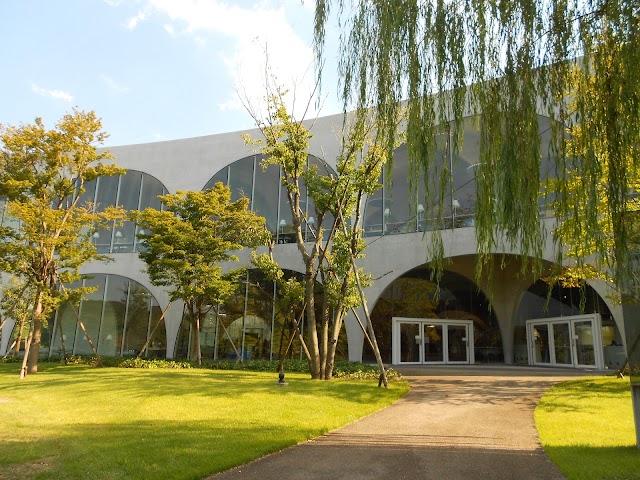 Tama Art University Library by Toyo Ito