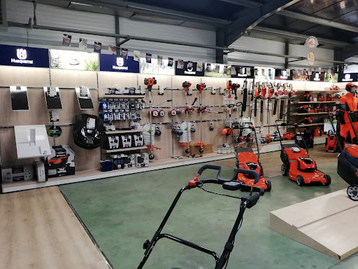 GUERARD - LA RUE SAINT PIERRE - HUSQVARNA- STIHL - VALTRA - Thumbnail