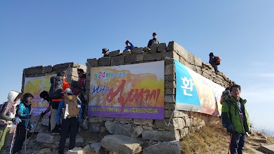 Photos of Cheongwansan