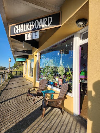 CHALKBOARD Cafe - Visual
