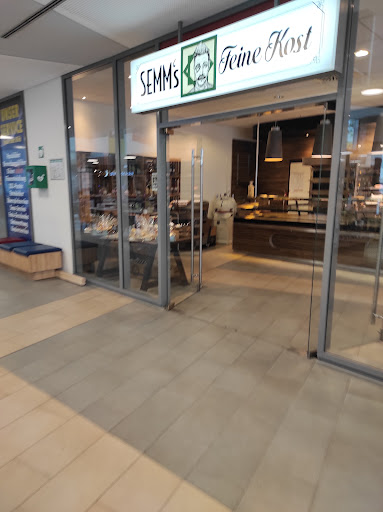Semm's Café - Visual
