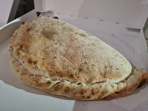 Photo n°10 de Pizza du stade chez Lise au feu de bois à Rougiers (Restaurant italien)