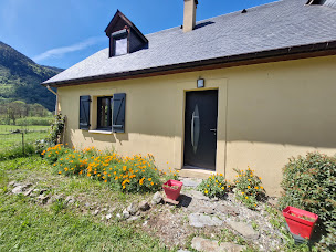 Photo n°4 de Fermetures des Nestes L'Expert Fenêtre à Arreau (Menuisier)