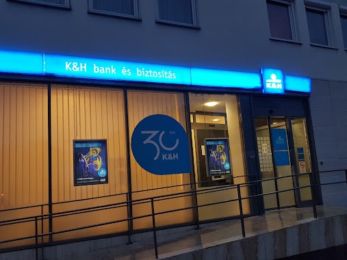 K&H bankfiók és ATM, Author: Gyuri Baki