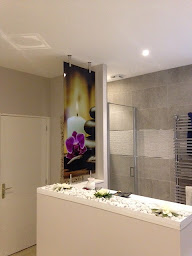 Photo n°12 de Flash Miroiterie à Saint-Clément (Magasin de fenêtres en PVC)