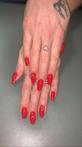 Fly Studio Nails - Visual