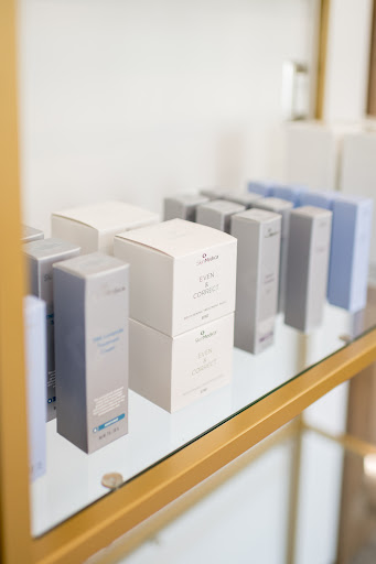 Fox Esthetics - Visual